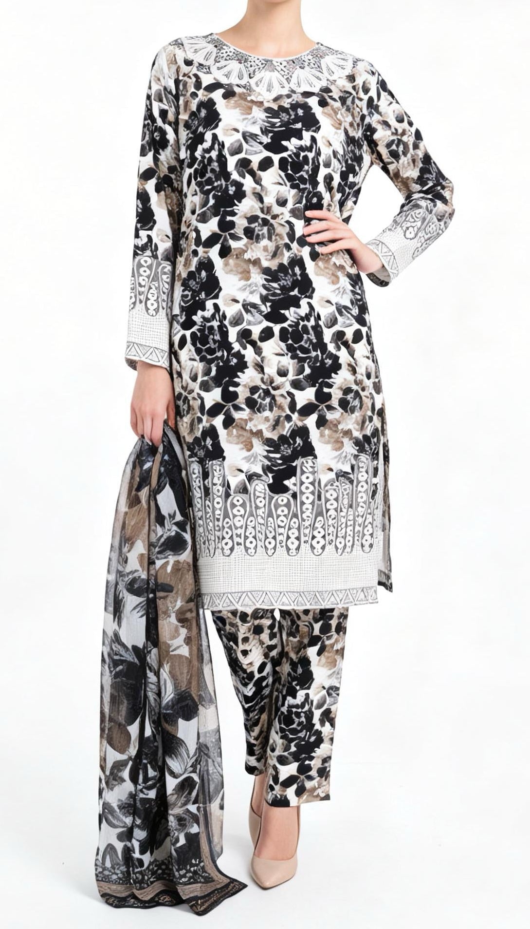 Luxury lawn Outfit