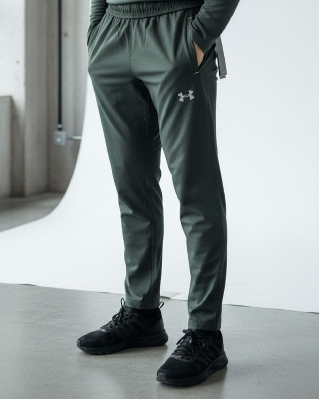 Minimalist Everyday Trousers